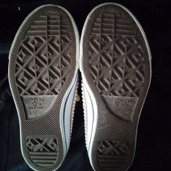 Custom Converse, pearl embellished w/ satin ribbon for laces, cr… - Picture 14 of 15